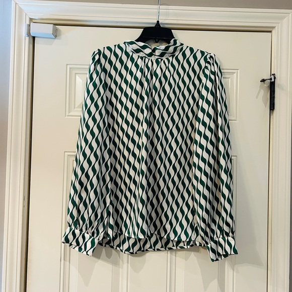 JODIFL Emerald and White Patterned Blouse - Picture 1 of 4